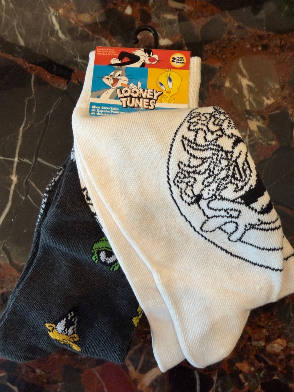 Warner Bros. Looney Tunes 2-Pack Crew Socks in White & Charcoal